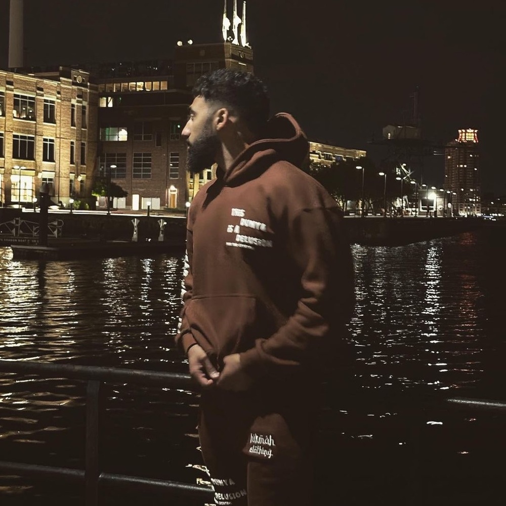 Meet your Posher, Mustakeem